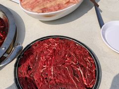 -茅草房·河畔园林火锅
