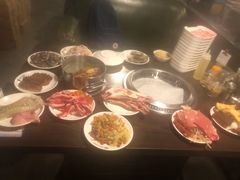-海吃海喝海鲜烤肉餐厅