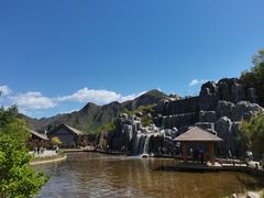 -野三坡百里峡景区