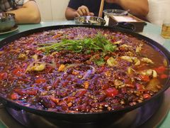 -鸿顺老铁锅美蛙鱼府(解放碑店)