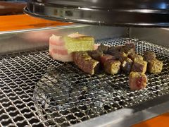 雪花牛肉-肉甲韩国木炭烤肉(新壹街1店)