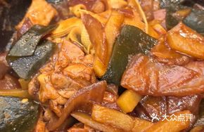 干烧鸡公煲