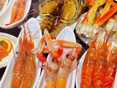 -雍容荟帝王蟹活龙虾展台自助(IFS黑金店)
