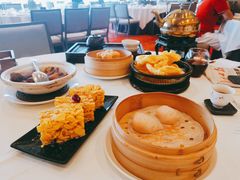 榄仁萨其马-白天鹅宾馆-宏图府餐厅