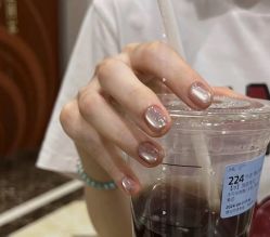 -赢韵美甲美睫瑞士净斑中心