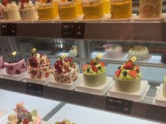 -罗森尼娜(德思勤店)