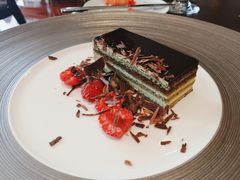 绿茶歌剧院蛋糕-北京华彬费尔蒙酒店·刃餐厅