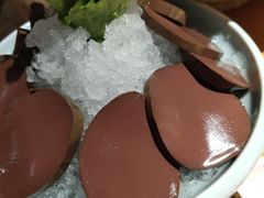 -洪氏嗨捞·广东猪肚鸡·椰子鸡火锅(西咸万象城店)