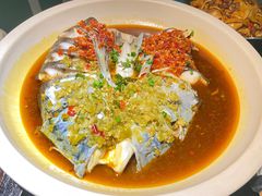 姐夫鸳鸯剁椒鱼头王-姐夫的小菜(新中关购物中心店)