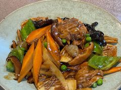 灵山什锦-品渔味湖鲜馆(拈花湾店)