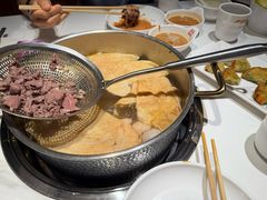 -犇鼎牛潮汕牛肉火锅(新辰里学清路店)