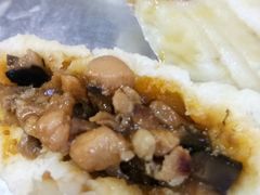 麻辣香菇鸡丁包-老陶包子铺(南大西南村店)