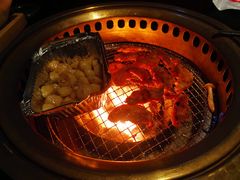 -山川小町·极番烧肉(新地假日广场店)
