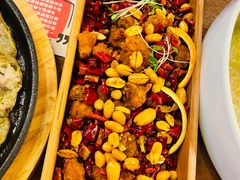 -爱啤精酿·民谣酒馆(滨江店)