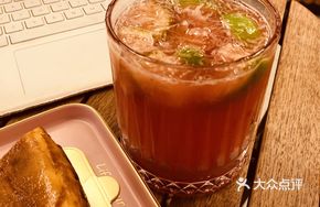 Strawberry Lemon Iced Tea