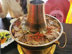 -撒拉人家.酸菜牦牛肉火锅