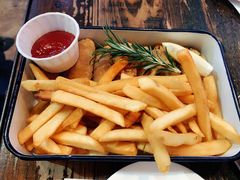 美式风味炸鸡翅配薯条-MIKAKU(万达广场上海宝山店)