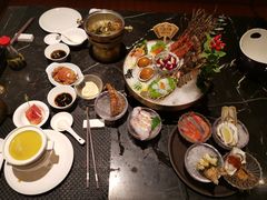 -半岛翡丽海鲜自助餐厅(观风亭店)
