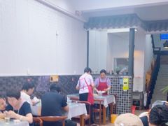 -芳芳餐厅(白沙路店)