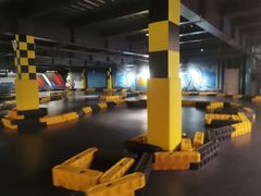 -极限PLAY运动娱乐新世界·团建派对潮玩休闲馆·室内蹦极高空游乐园