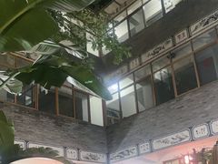 -四方小吃·白族庭院餐厅