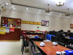 大堂-新白家罩饼(三丰路店)