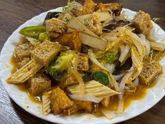 -卫小旦老味大盘鸡总店
