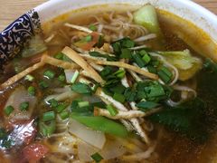 素臊面-左左香老潼关肉夹馍(龙山一路店)