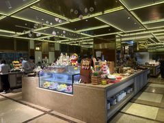 -大中华希尔顿酒店-念自助餐·嗨啤·小龙虾