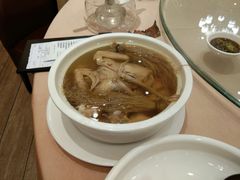 清炖水鸭汤-宝园酒家(美林M·LIVE天地东座店)