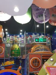 -太空学院儿童娱教乐园(中华广场店)