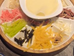 -怪噜范·贵阳小吃大排档旗舰店(世纪金源店)