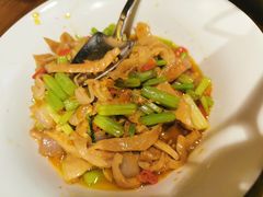 泡椒肥肠-炊烟小炒黄牛肉(中心印象城店)
