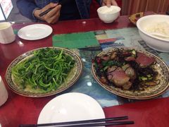 -乡土特色.冷锅鱼.牦牛肉汤锅