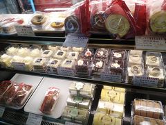 -红宝石·鲜奶小方(万航店)