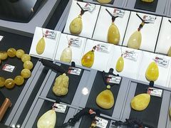 -宝龙典当奢侈品回收(先天下店)