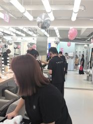 -Z.X HAIR SALON张新美业
