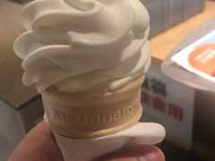 -麦当劳(中山公园龙之梦店)