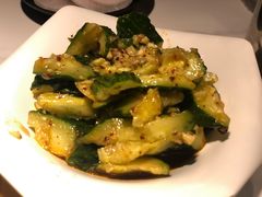 拍黄瓜-猪啊牛呀羊啊铜盘烤肉(正大广场店)