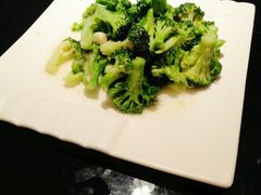 蒜蓉西兰花-粗茶淡饭(渔港路店)