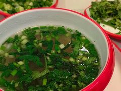 -毛辣果·贵州红酸汤牛肉火锅(西单店)