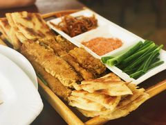 -闻道食府烙饼卷带鱼(原车耳营店原大觉寺店)