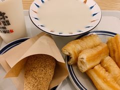 -正南齐北·老街糯米团(洪崖洞店)