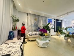 -黎蓓露·徒手骨雕蛋白抗衰·调肤管理