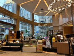 -上海南京路步行街假日酒店
