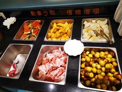 -小鱼小牛·鱼牛干锅·脆鱼火锅(世欧广场店)