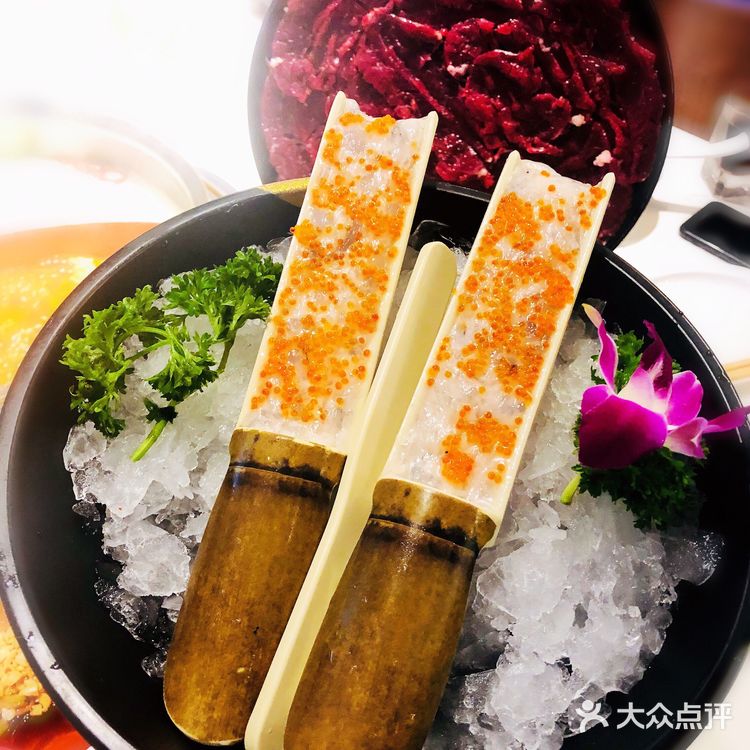 探店黑珍珠,火锅排队王名副其实