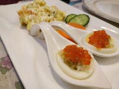 土豆沙拉配红鱼籽-92°C俄式厨房(中央大街店)