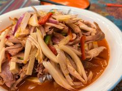 -乡村馕坑肉·烧烤·新疆菜·本地人更爱吃(阿勒泰首店)