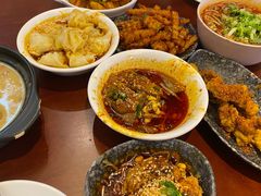 红油抄手-付小姐在成都(中山公园店)
